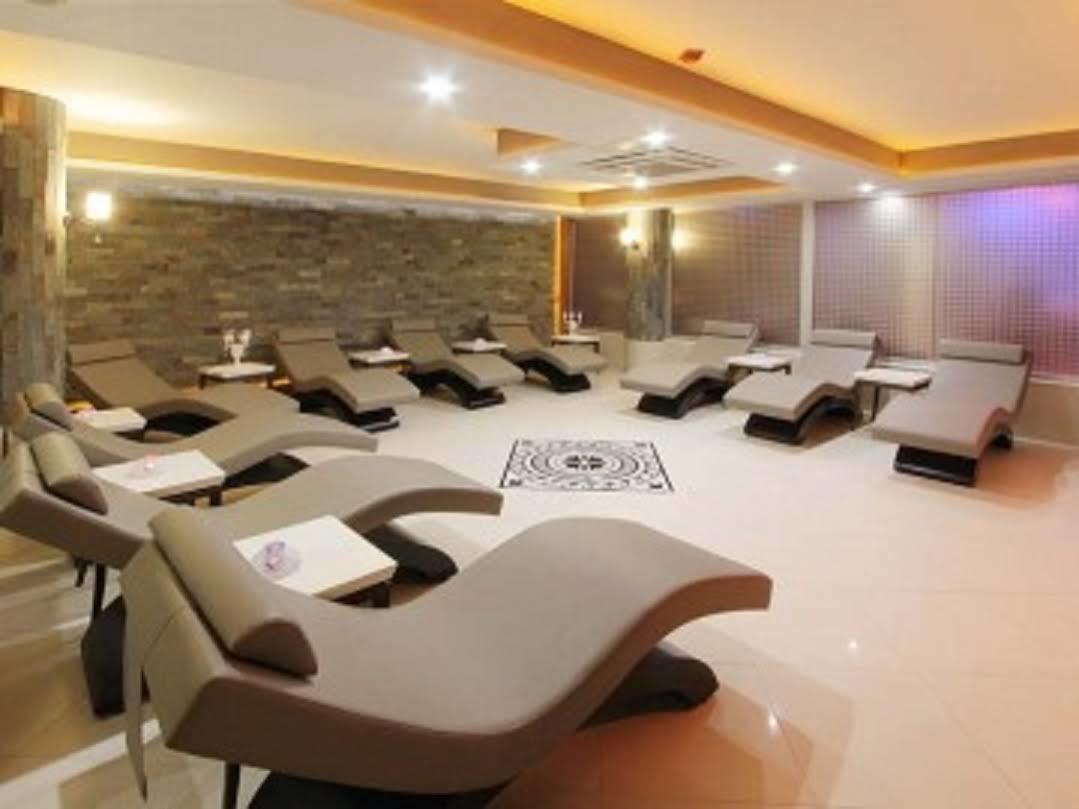 Forum Suite Otel Mersin  Exterior photo
