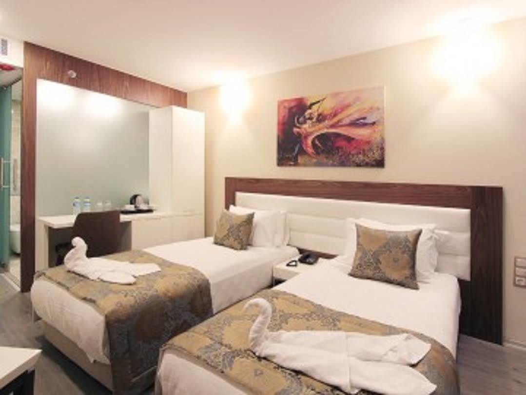 Forum Suite Otel Mersin  Exterior photo