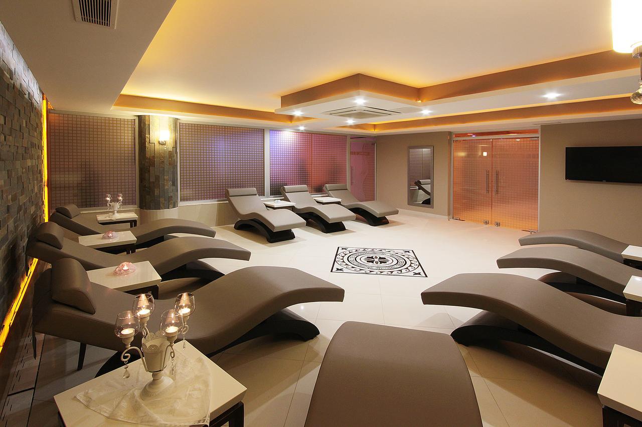 Forum Suite Otel Mersin  Exterior photo