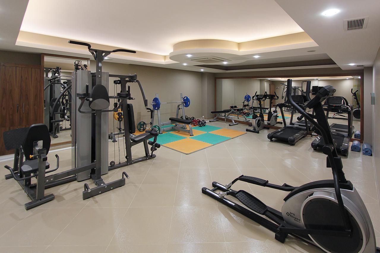 Forum Suite Otel Mersin  Exterior photo
